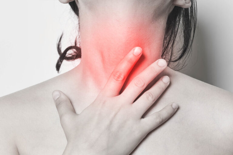 স্বরভঙ্গ (Aphonia or Sore Throat) এর কারণ, উপসর্গ, জটিলতা ও চিকিৎসা